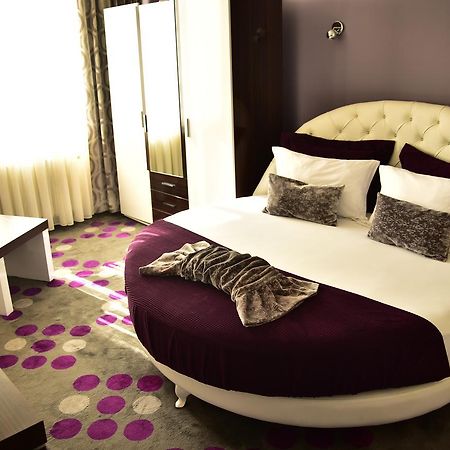 Hande Hotel Mustafakemalpaşa Esterno foto