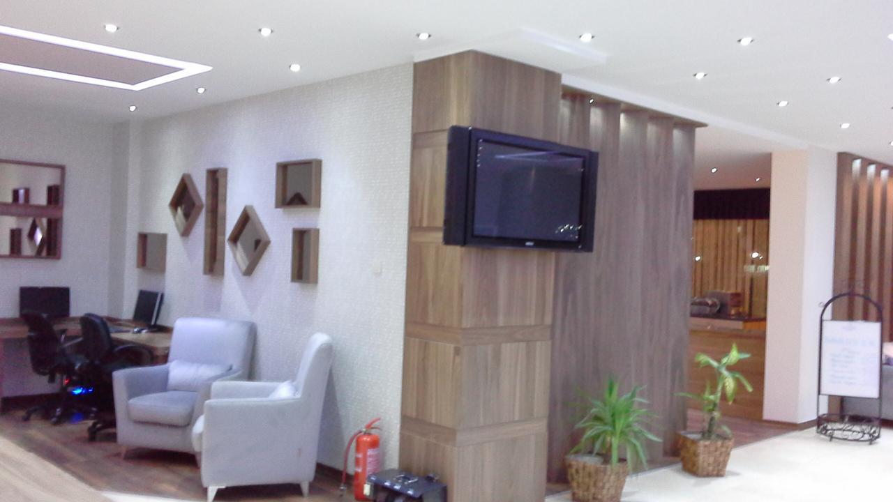Hande Hotel Mustafakemalpaşa Esterno foto