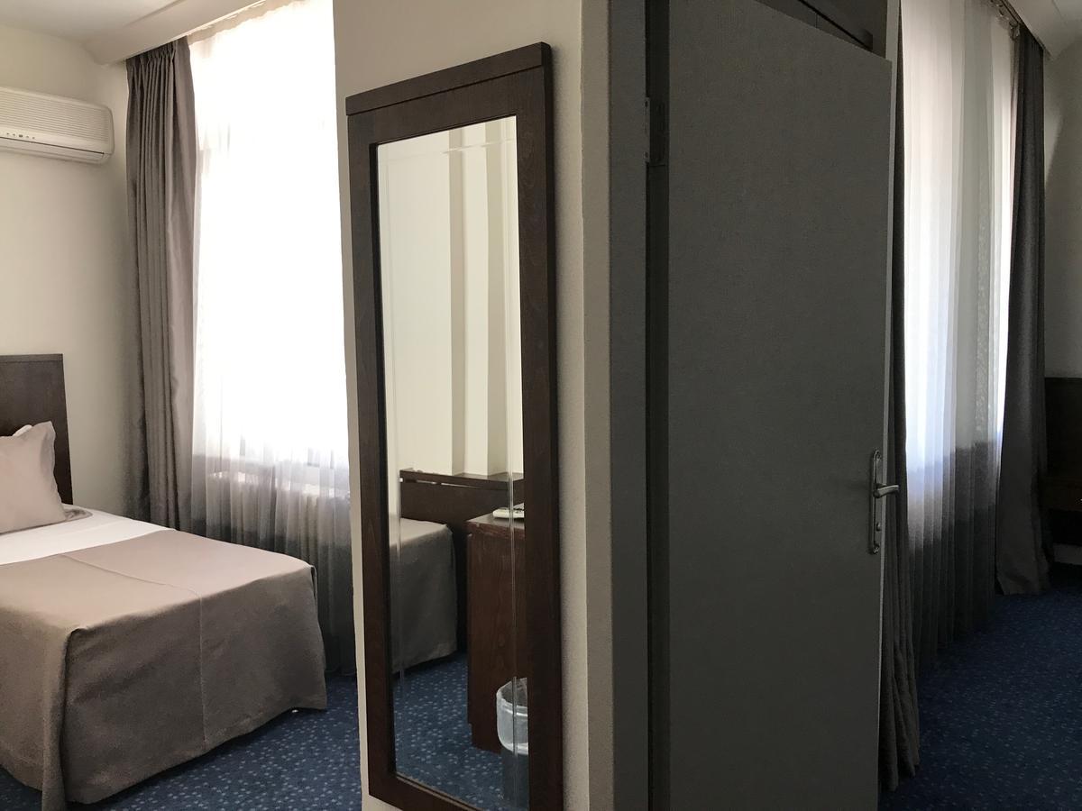 Hande Hotel Mustafakemalpaşa Esterno foto