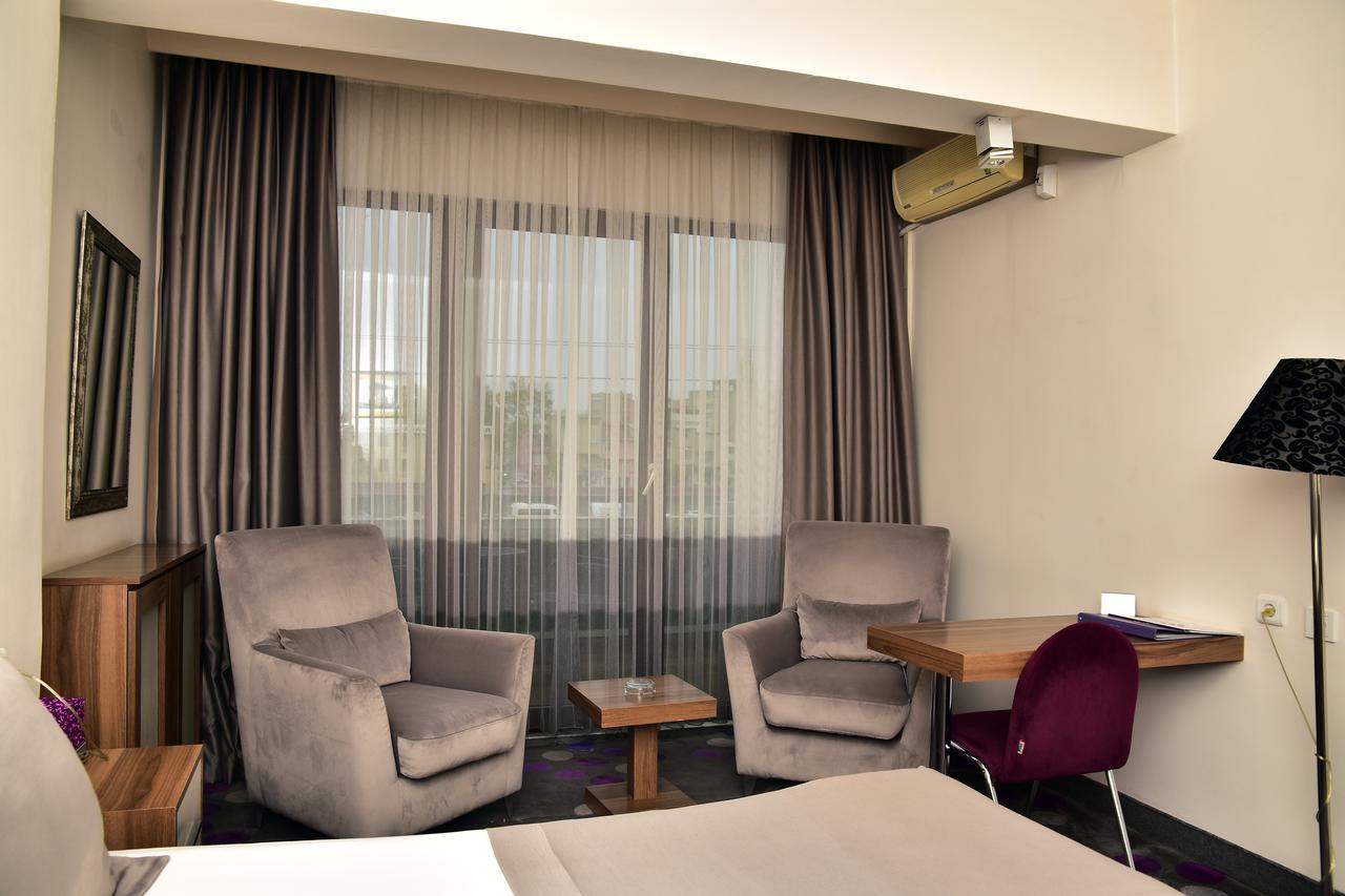 Hande Hotel Mustafakemalpaşa Esterno foto