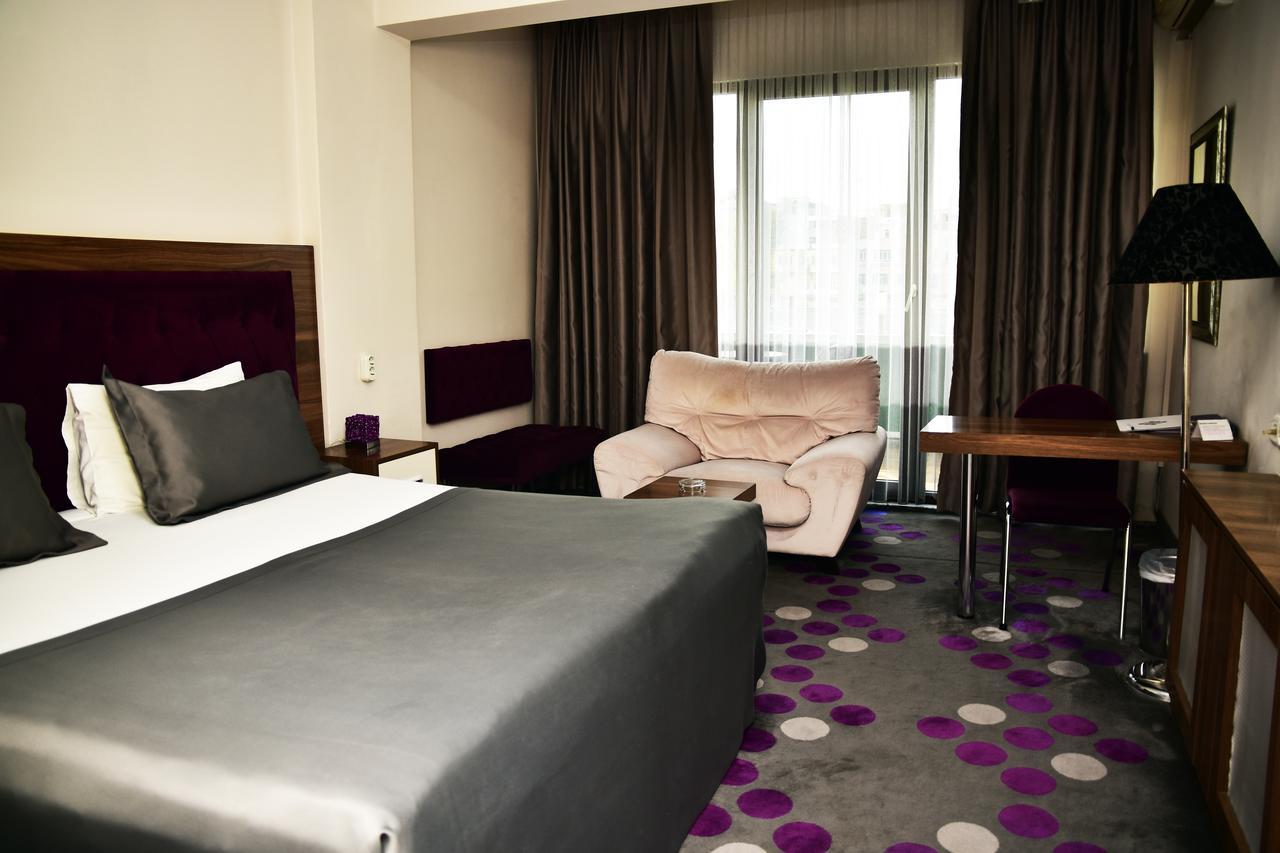 Hande Hotel Mustafakemalpaşa Esterno foto