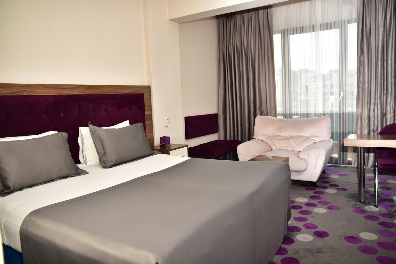 Hande Hotel Mustafakemalpaşa Esterno foto