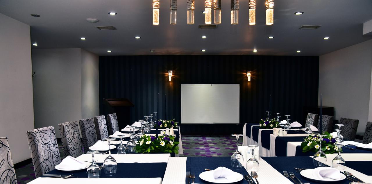 Hande Hotel Mustafakemalpaşa Esterno foto